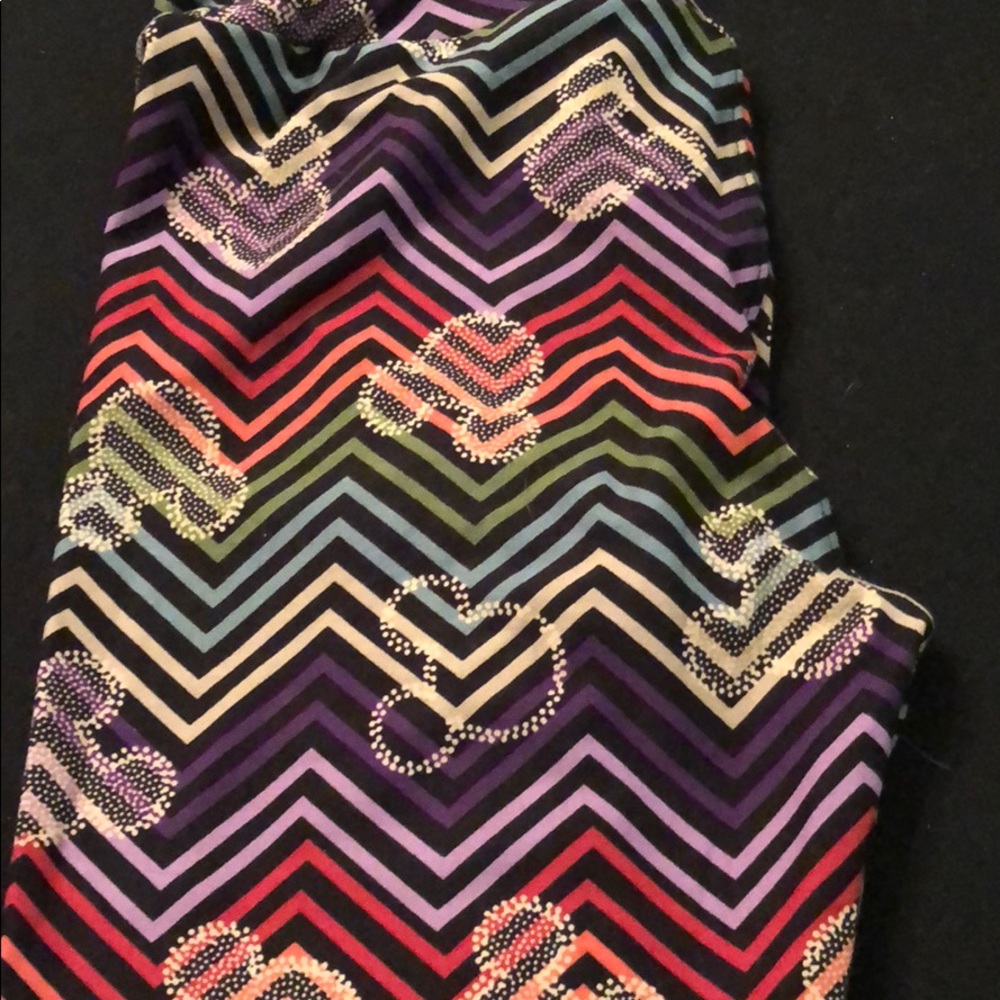 Lularoe Chevron OS DISNEY Mickey Leggings